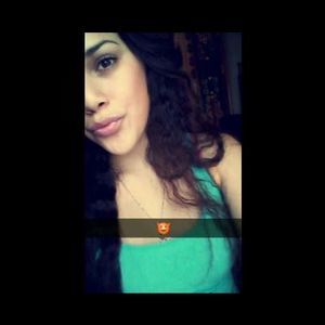 Meet your Posher, Rebecca